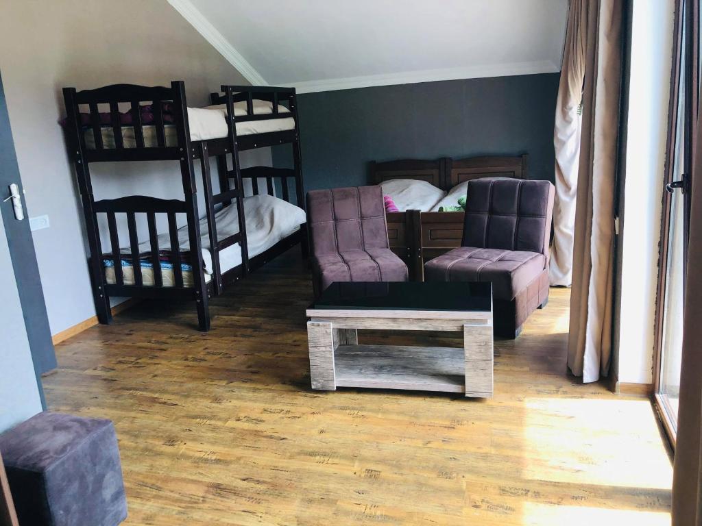 Bakuriani Guest House room 4